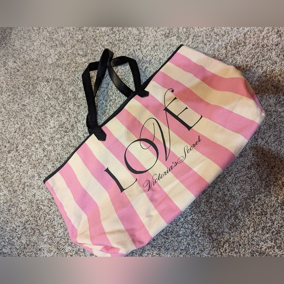 Victoria's Secret Handbags - Large carry all